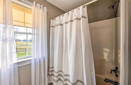 Peaceful Bird in Hand Home with Farmland Views! - Foto 20