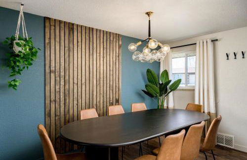 Huge Hot Tub, Theater Room, Family Friendly Oasis - Foto 27