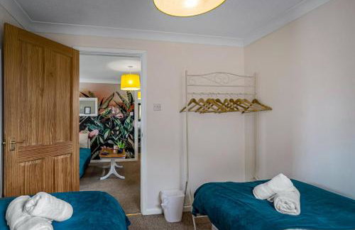 City and Airport - 2-Bed Contractor Base - Free Parking and Fast WiFi - Foto 22