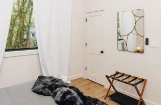 8 Min to Zip Lines Unique Stay King Bed - Foto 39