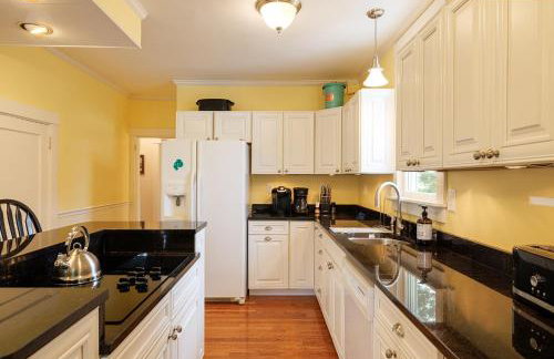 Family & Dog Friendly 4BR in Downtown NE Harbor - Millbrook - Foto 6