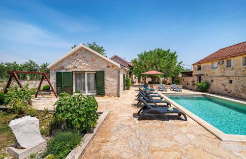 MY DALMATIA - Authentic villa Zvonko with private swimming pool - Foto 7