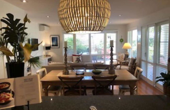 Onetangi Beach Apartments - Photo 38