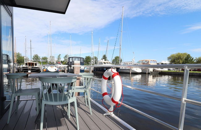 Houseboat in Lemmer With Harbor Views - Foto 27