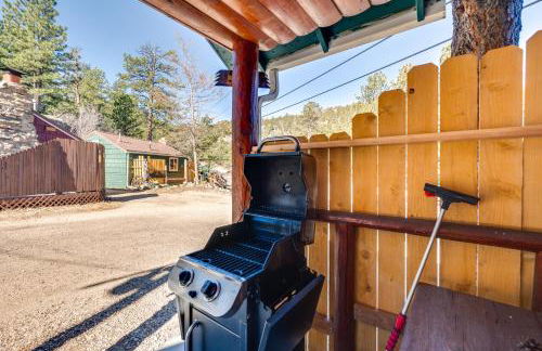 Private Hot Tub and Deck Riverfront Escape in Drake - Foto 19