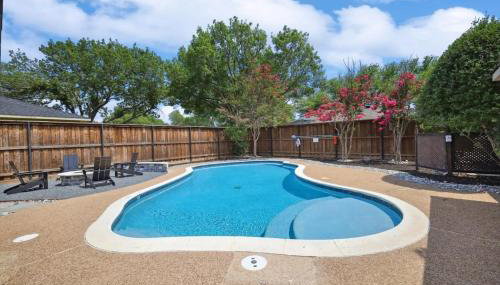 Allen Abode - 4 Bedrm Pool Fire Pit Charm - Foto 1