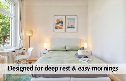 Calm City Escape - 75m2 Central Berlin Altbau-Apartment, 2BR, Smart-TV, Garden - Foto 17