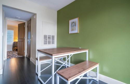 Boulevard Stays Relaxed 1BR King Suite Near Downtown Pool & Gym Access - Foto 15