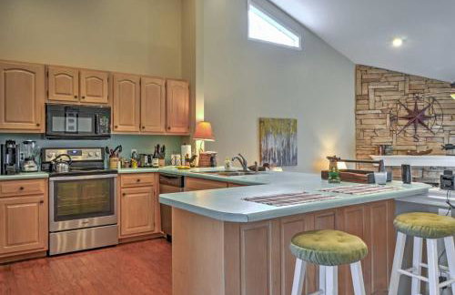 Lakefront Hiawassee Home with Boat Dock and Hot Tub! - Foto 10