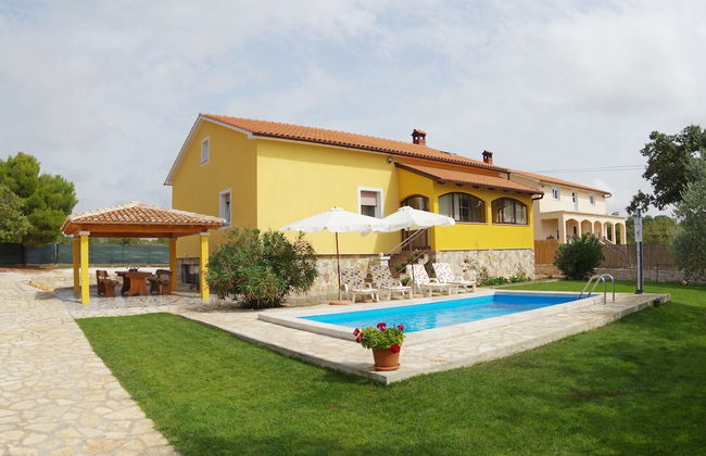 Peaceful Villa in Jursici With Private Pool - Foto 22