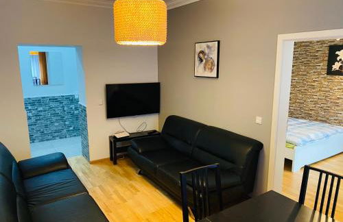 Zentrale 3 Zimmerwohnung mit kostenlosem Stellplatz - Foto 7