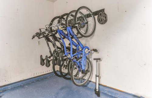 Country Haven - Hot Tub & Pool! Game Room, King Beds, Mins 2 dwtn - Foto 25