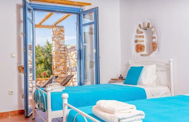 Villa Ioanna for 10 - Allparos Villas - Photo 100