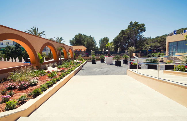 Hotel Atlantic by LLUM - Photo 3