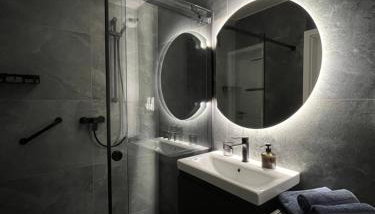 APARTAMENT DISCReeT SLeeP iN CITY CENTER PARKING GARAŻ KOZIA KIELCE - Foto 4