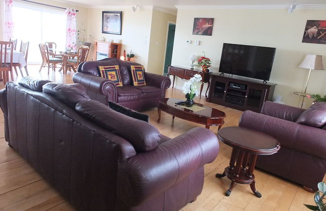 Bluewaters Retreat - Photo 6