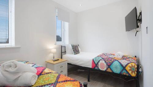 New! Spacious Retreat for 10 Perfect for Families! - Foto 5