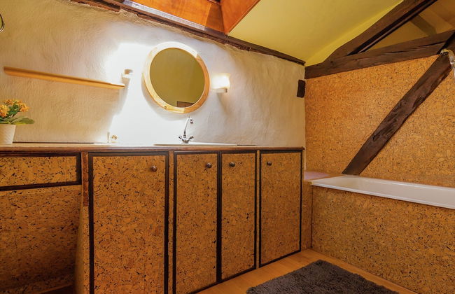 Spacious Farmhouse With Private Heated Pool in a Rustic Garden - Foto 62