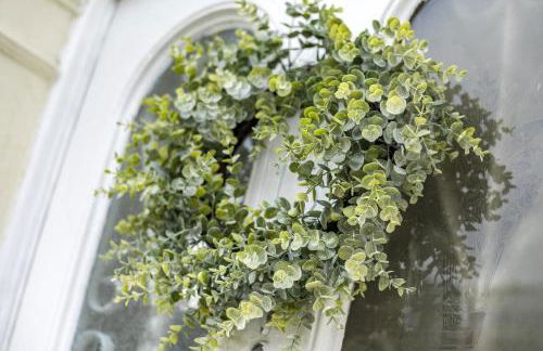 Onslow House - Air Host & Stay - 5 bed, Sleeps 14 - Foto 55