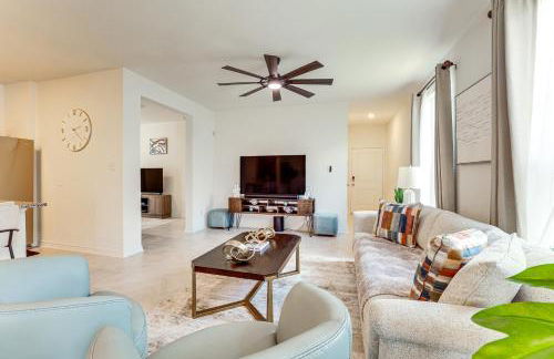 12 Mi to San Antonio River Walk Home with Yard! - Photo 5