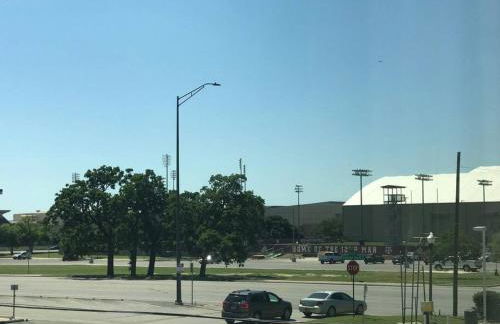 1 Bedroom Guest House Across the Street From Kyle Field - Foto 11