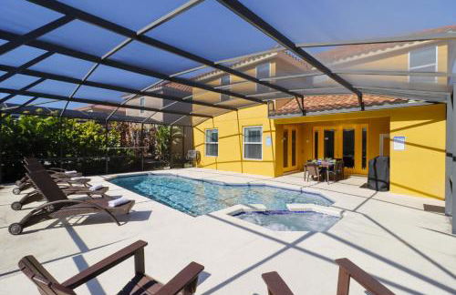 Spacious 6-Bedroom Getaway with Game Room, Private Spa & Sunny Pool Deck in Premier Resort Setting - Foto 3