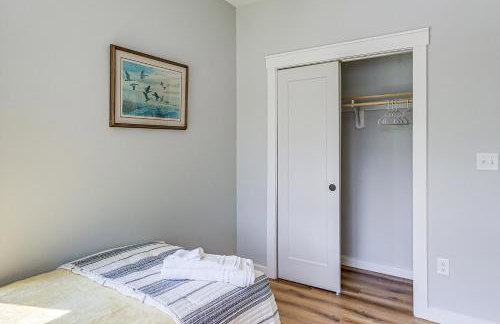 Rock Hall Retreat with Balcony Near Park and Marina! - Foto 20