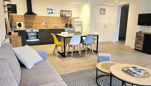 Appartement de 80m² plein sud entièrement rénové - Foto 3, stove, dishwasher, pet friendly, minibar