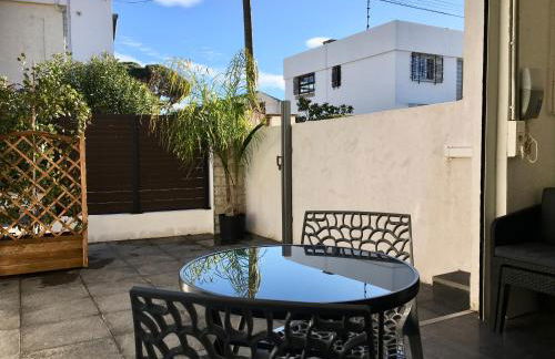 Plage à 400 m Studio tout confort Terrasse Clim Parking - Foto 1