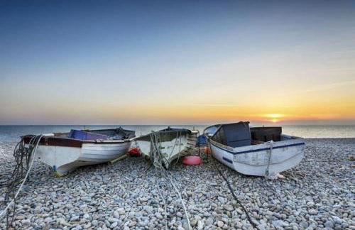 Luxurious Beach House Chesil Beach. Sleeps 6 - Photo 60