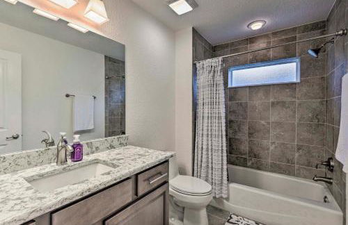 Pool and Resort Landscaping Bright Oxford Getaway - Foto 17