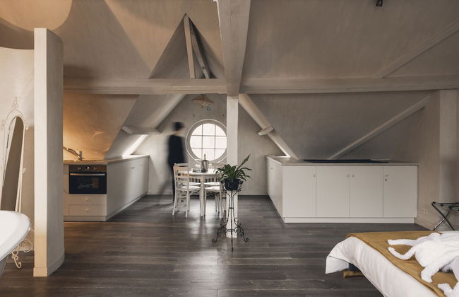 The Chamberlain - Photo 18