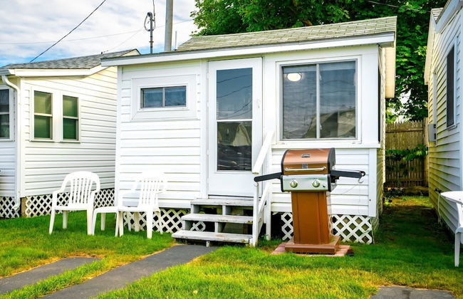 Just Beachy Charming Studio! - Photo 35