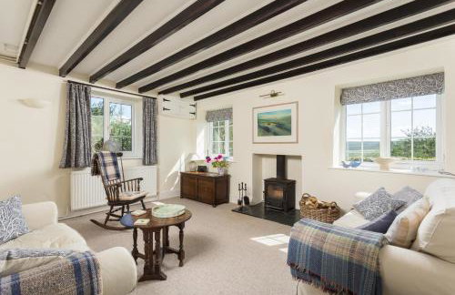 Stunning 3 Bedroom Cottage near Historic York - Photo 2