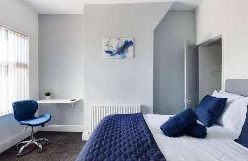 Whitmore House By RMR Accommodations - Newly Refurbed - Modern - Parking - Central - Foto 2