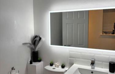 3 BR- King size bed, Netflix, Garden FREE Parking - Foto 20