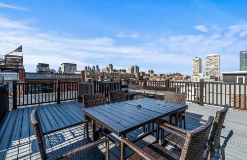 5 bdrm - Heated Indoor Pool - Roof Top Deck - Foto 53