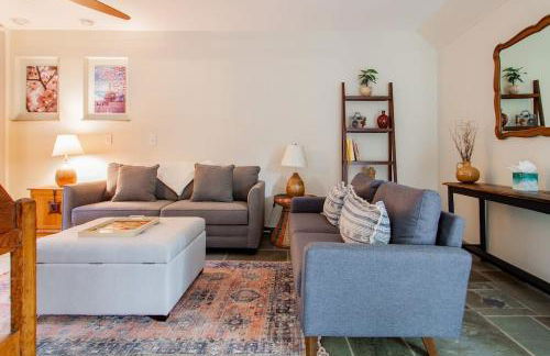 H St Sanctuary Capitol Hill Carriage House - Photo 8