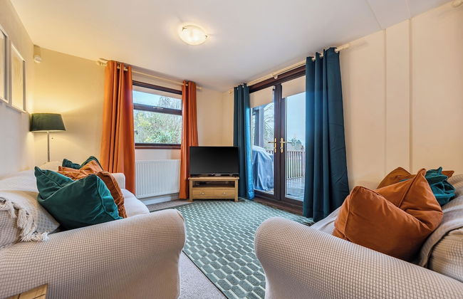 4 Bed House - Sleeps 9 - Hottub - Parking - Foto 4