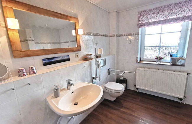 Grandpa Hans Modern Retreat - Foto 11