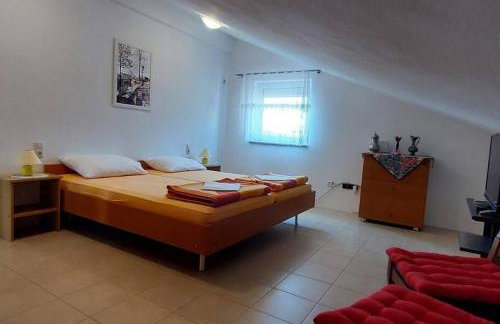 Omišalj Holiday Apartment - Foto 1