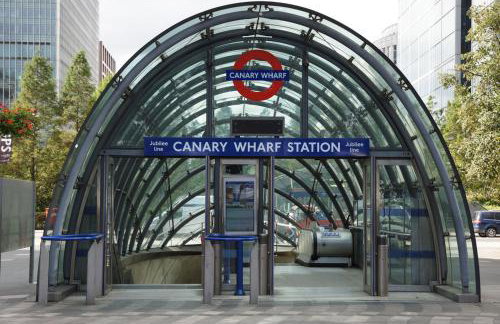 Spacious 2-Bedroom Apartment near Canary Wharf - London Ideal for Business, Leisure & Long Stays - Foto 41