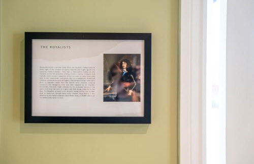 Commandery Vaults - Luxury Apartment in City Centre with SKY TV - Foto 66