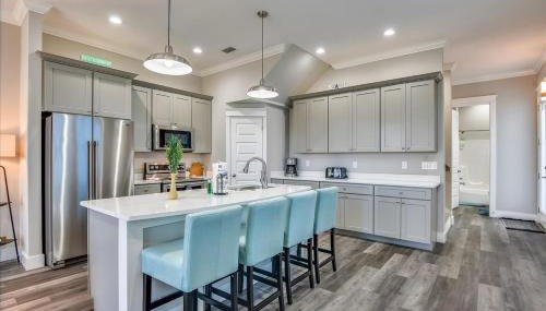 A Shore Thing- A - Foto 4