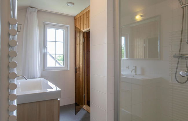 Villa in Cadzand-bad Near North Sea Beach - Photo 11