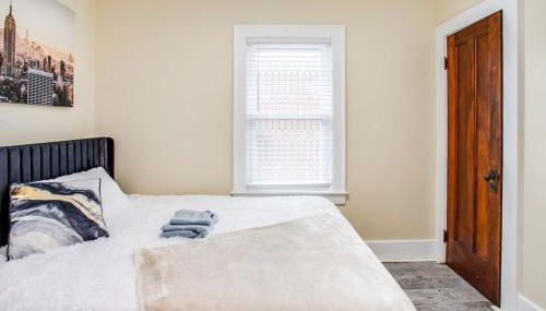 New 3 bedroom Home by, UofR, RIT, Strong, Airport - Photo 4