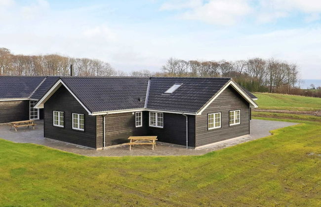 26 Person Holiday Home in Frorup - Foto 35