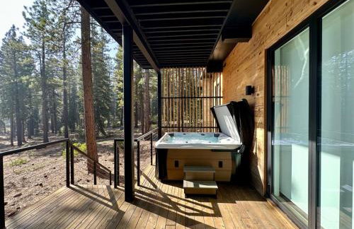 Modern Eco Retreat with Hot Tub and Views - Foto 15