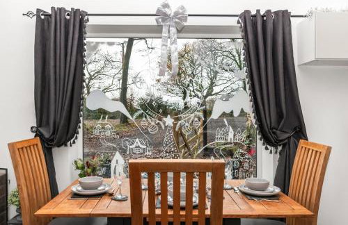 Lodge with log burner Contractors business private parking free Wi-Fi near M4 - Foto 63