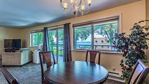 Pacific View, Best Area, 2 Baths, 2 Bedrooms, WD, Jacuzzi Bath, New Carpet, Balcony, View, 925sf - Foto 3